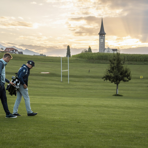 Golfplatz Buna Vista Sagogn (Foto: © Schweiz Tourismus / Tom Malecha) Abendstimmung auf dem Golfplatz Buna Vista Sagogn