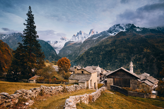 Soglio im Bergell (Foto: © Gerry Pacher) Soglio im Bergell