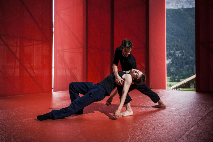 Origen Festival Cultural: Welttheater im Bergdorf (Foto: © Nova Fundaziun Origen) Origen Festival Cultural