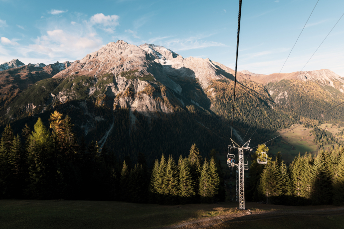 Impression des Höhenweg Panoramaweg zwischen Chants und Darlux bei Bergün Impression des Höhenweg Panoramaweg zwischen Chants und Darlux bei Bergün