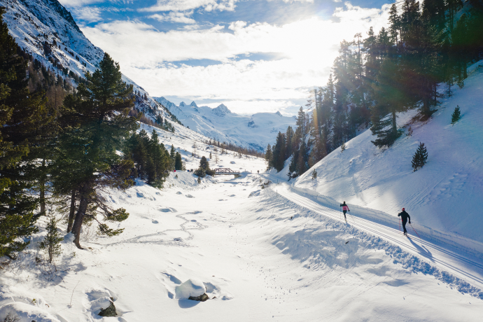 Klassisch Langlauf im Val Roseg (© Filip Zuan) Klassisch Langlauf im Val Roseg (© Filip Zuan)