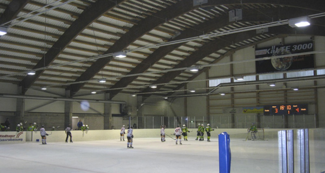 Hockeymatch in der Eishalle Grüsch Hockeymatch in der Eishalle Grüsch
