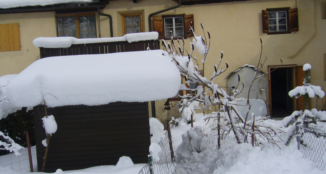 Südfassade Garten im Schnee Südfassade Garten im Schnee
