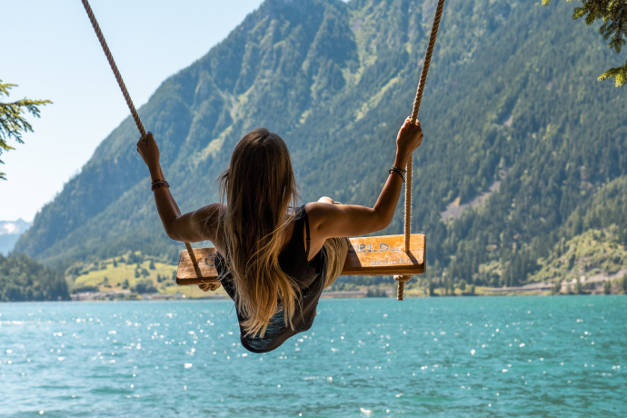 Swing the World - Lago Poschiavo Swing the World - Lago Poschiavo